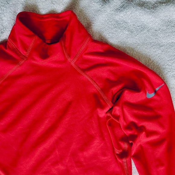 Nike Long-Sleeve Dri-FIT Base Layer Shirt - Picture 2 of 4